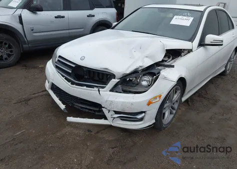 2014 Mercedes-Benz C 300 Sport 4Matic from USA, damaged, VIN WDDGF8AB7EG246799